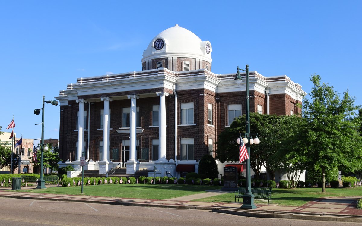 Dyer County Courthouse in Dyersburg, Tennessee